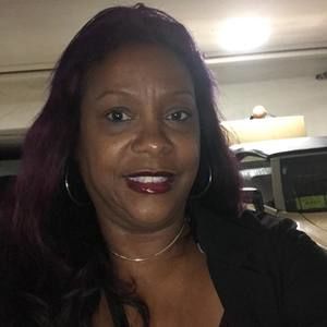 Meet your Posher, Felicia